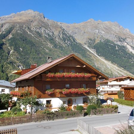 Haus Stefan Villa Längenfeld Exterior photo